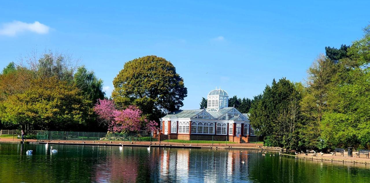 West Park Annex - Central Wolverhampton Kültér fotó